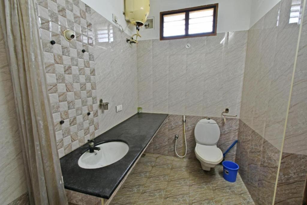 Villa Close To Rock Beach-Family Room Pondicherry Exterior foto