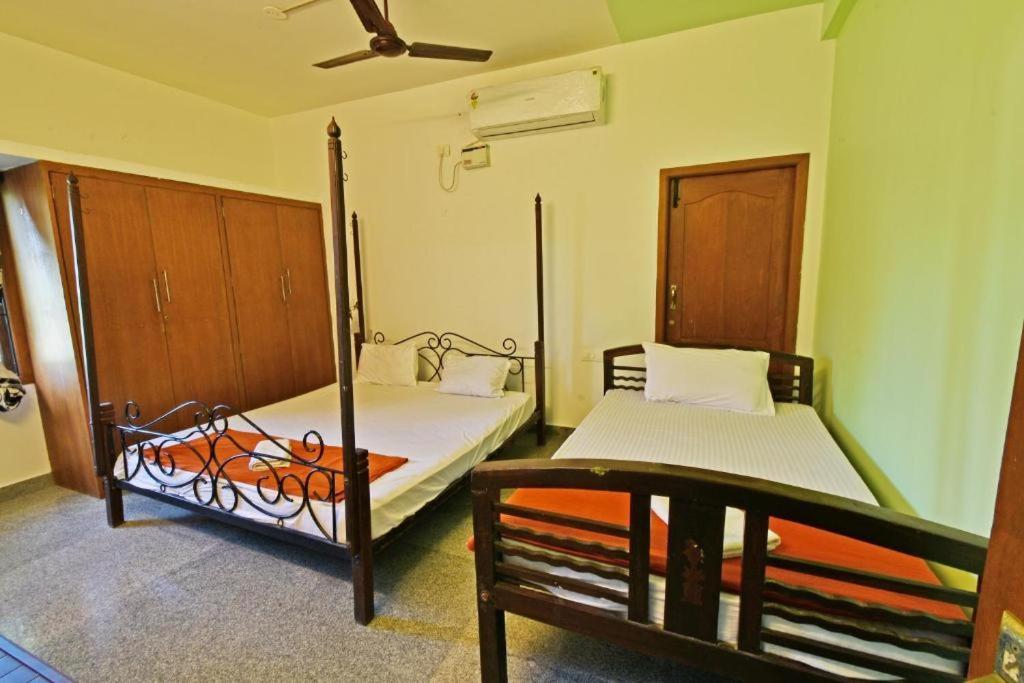 Villa Close To Rock Beach-Family Room Pondicherry Exterior foto